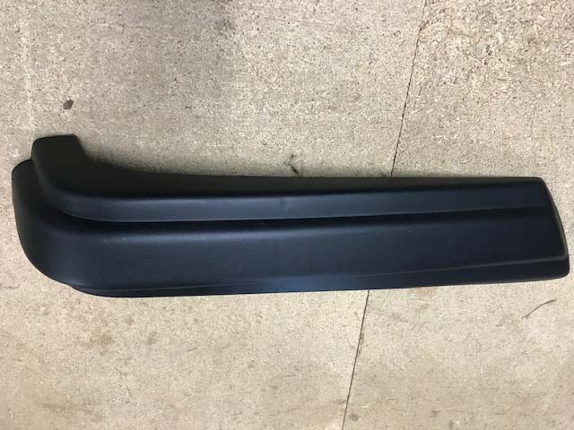 R/H REAR CORNER BUMPER XR3 TYPE